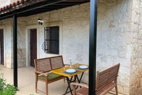 Stone House, Kekova, 10 mins to sea by walk